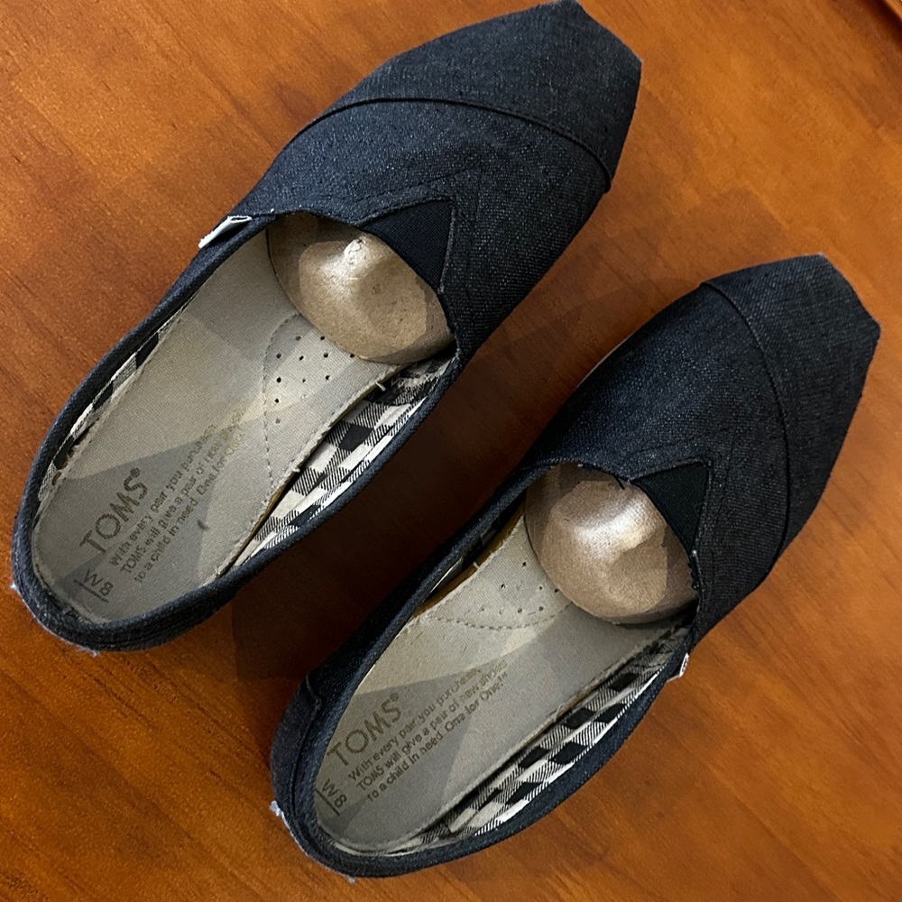 Toms shoes